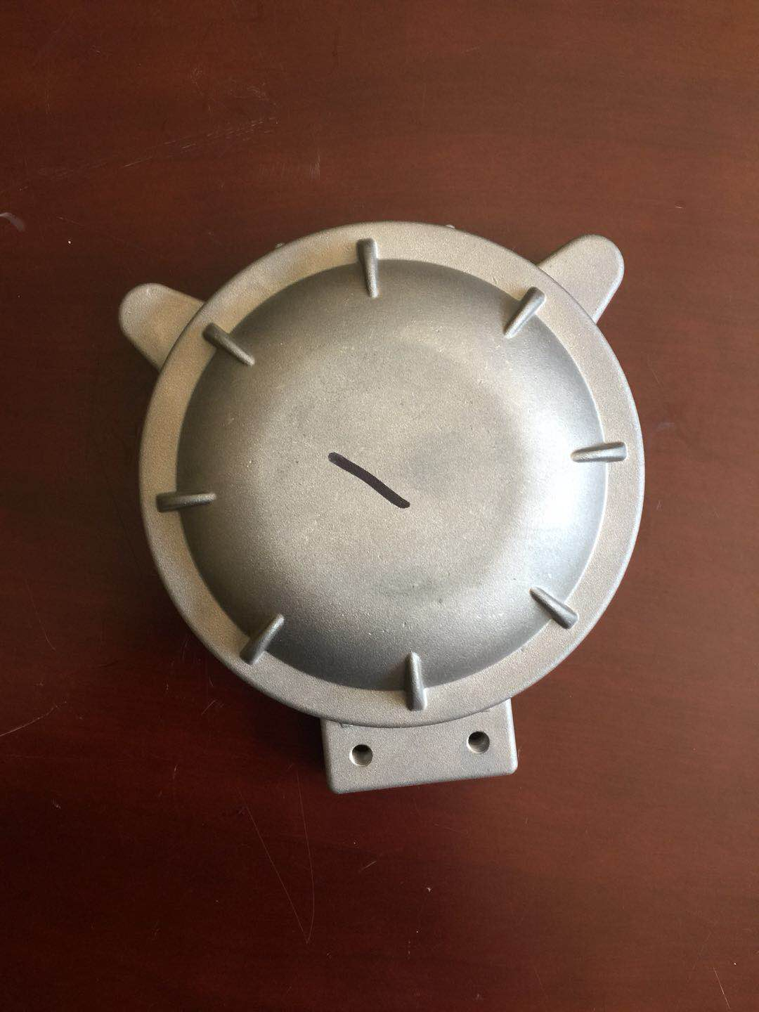 精密铸造+表面涂装+CNC 加工