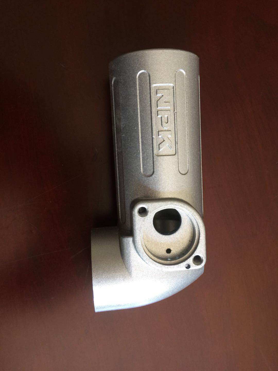 精密铸造+表面涂装+CNC 加工